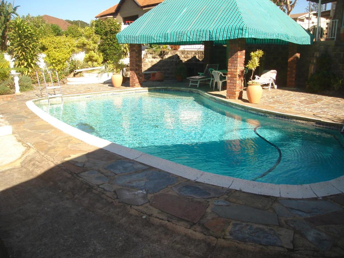 דורבן Escombe Accommodation Self Catering מראה חיצוני תמונה