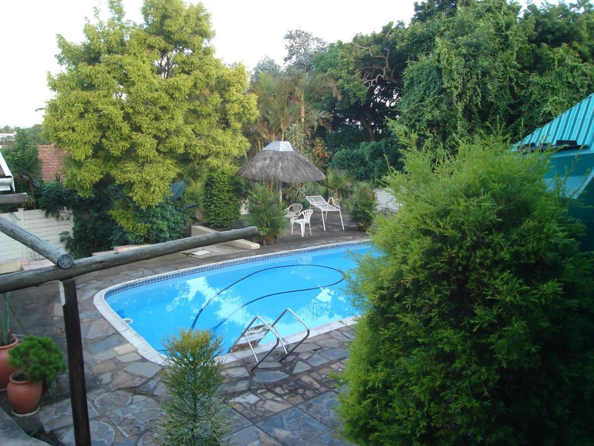 דורבן Escombe Accommodation Self Catering מראה חיצוני תמונה