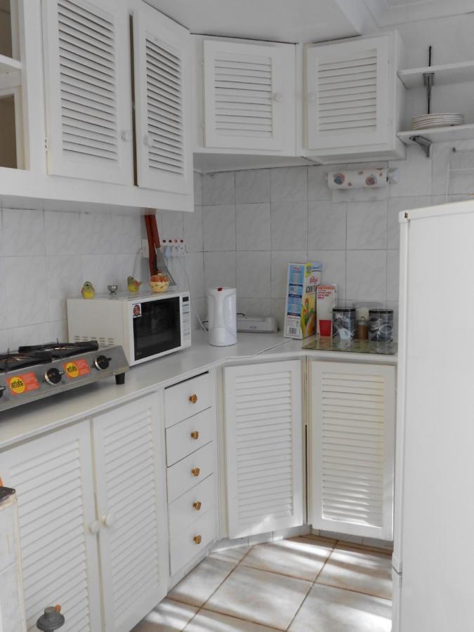 דורבן Escombe Accommodation Self Catering מראה חיצוני תמונה